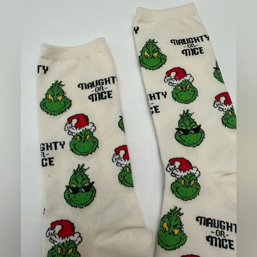 NWOT American Eagle The Grinch Crew Sock in White One Size